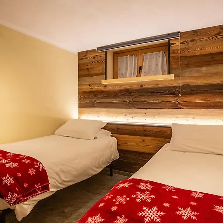 Les Crouses Apartment *